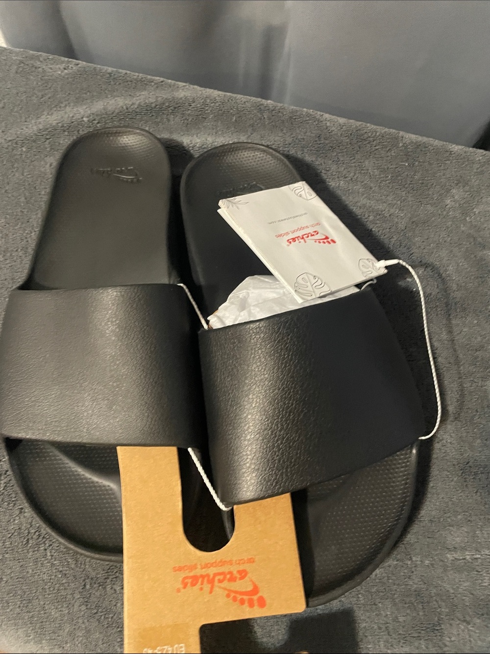 Archie’s Men’s Black Slide Sandals — Smooth Slide-on Comfort Slides